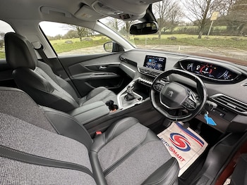 Used Peugeot 3008 2019 for sale - 77555083: Photo