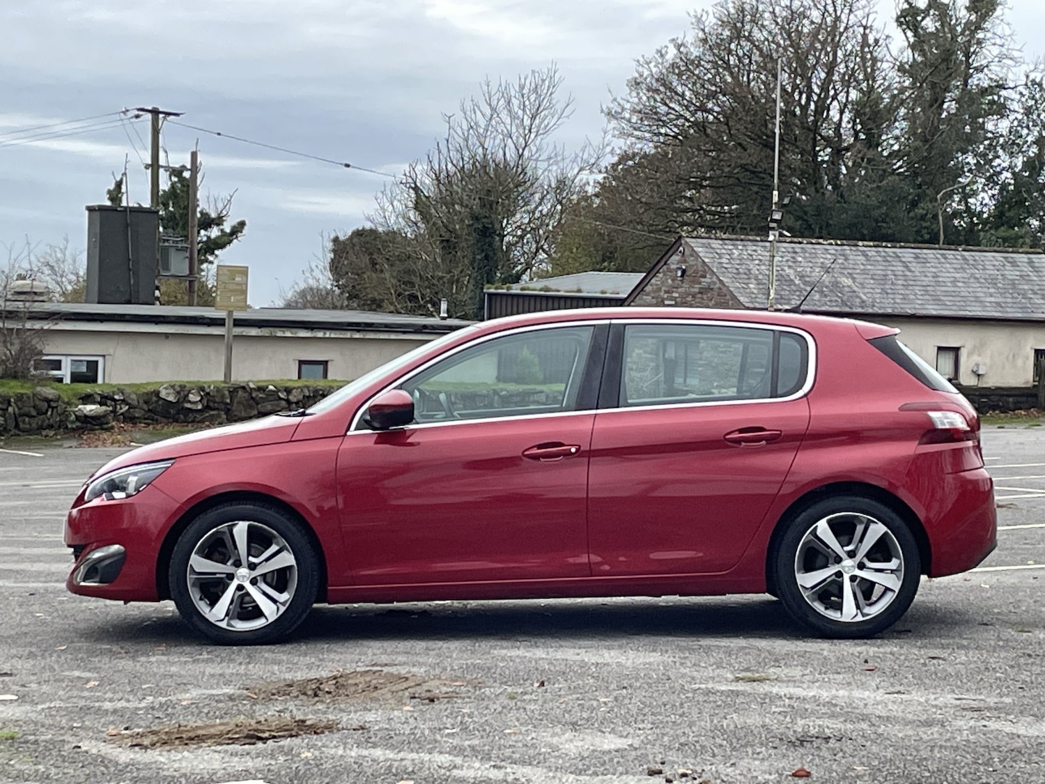 Used Peugeot 308 2014 for sale - 76571244: Photo 12