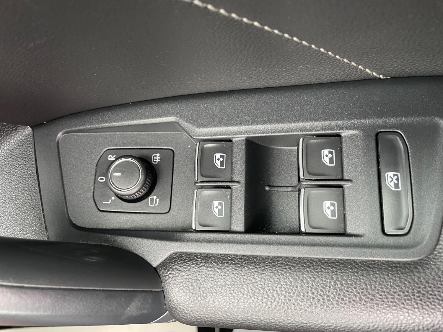 Used Volkswagen Tiguan 2020 for sale - 76225257: Photo 35