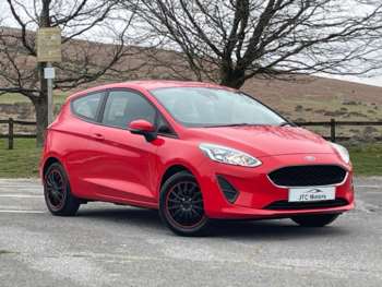 2018 - 1.1 Style 3dr Man, petrol, red + great spec
