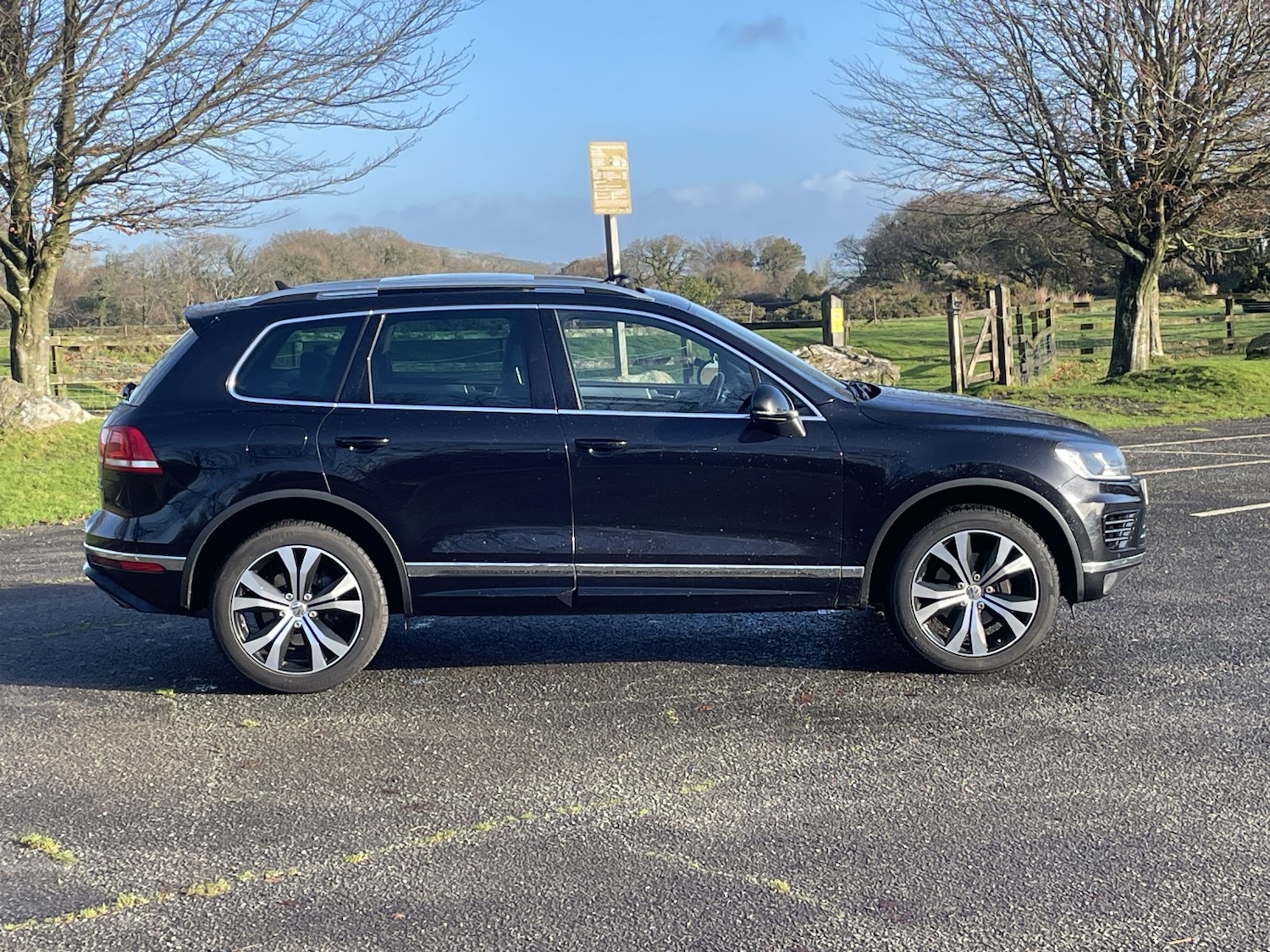 Used Volkswagen Touareg 2016 for sale - 76884799: Photo 19