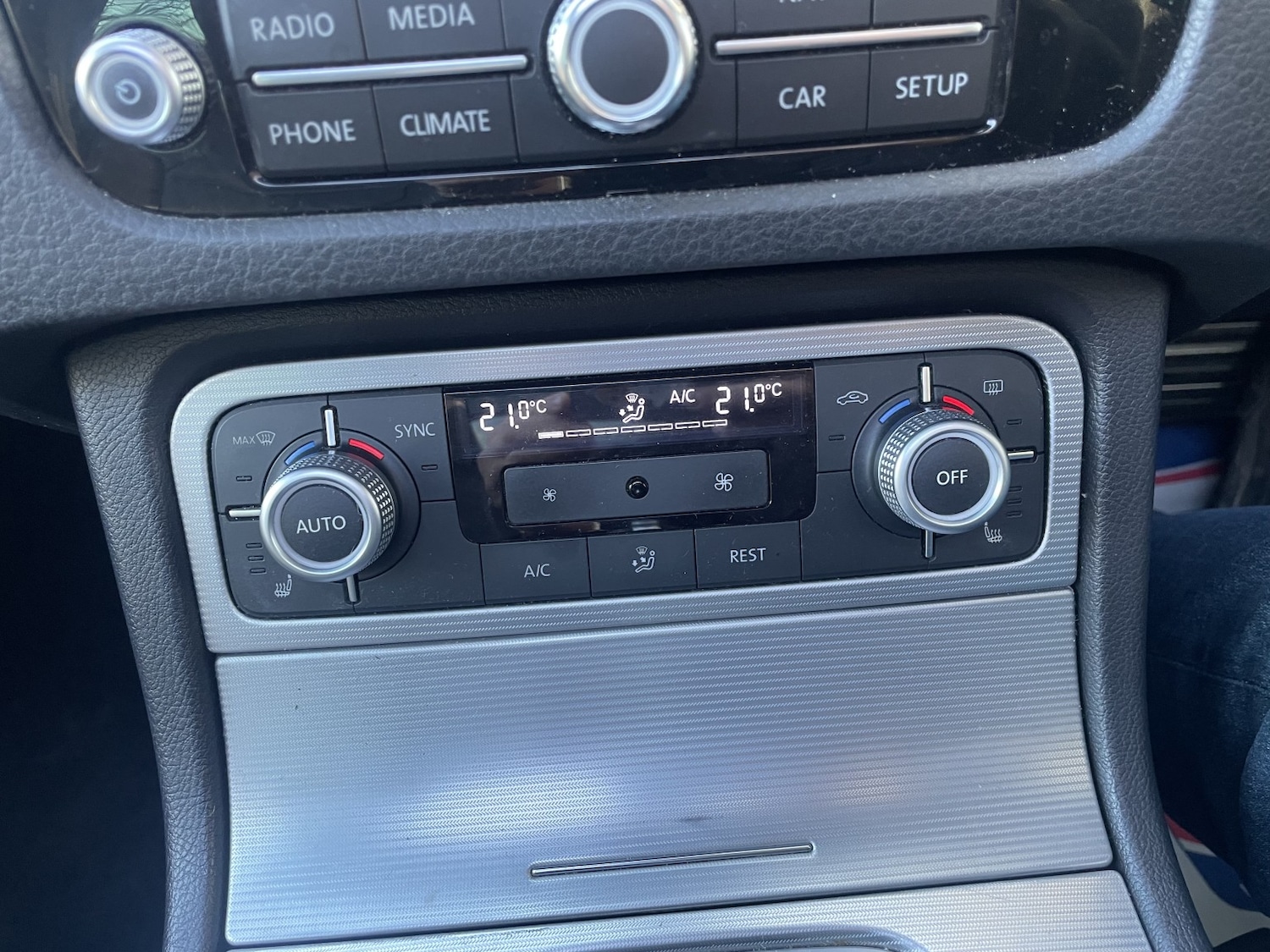 Used Volkswagen Touareg 2016 for sale - 76884799: Photo 37