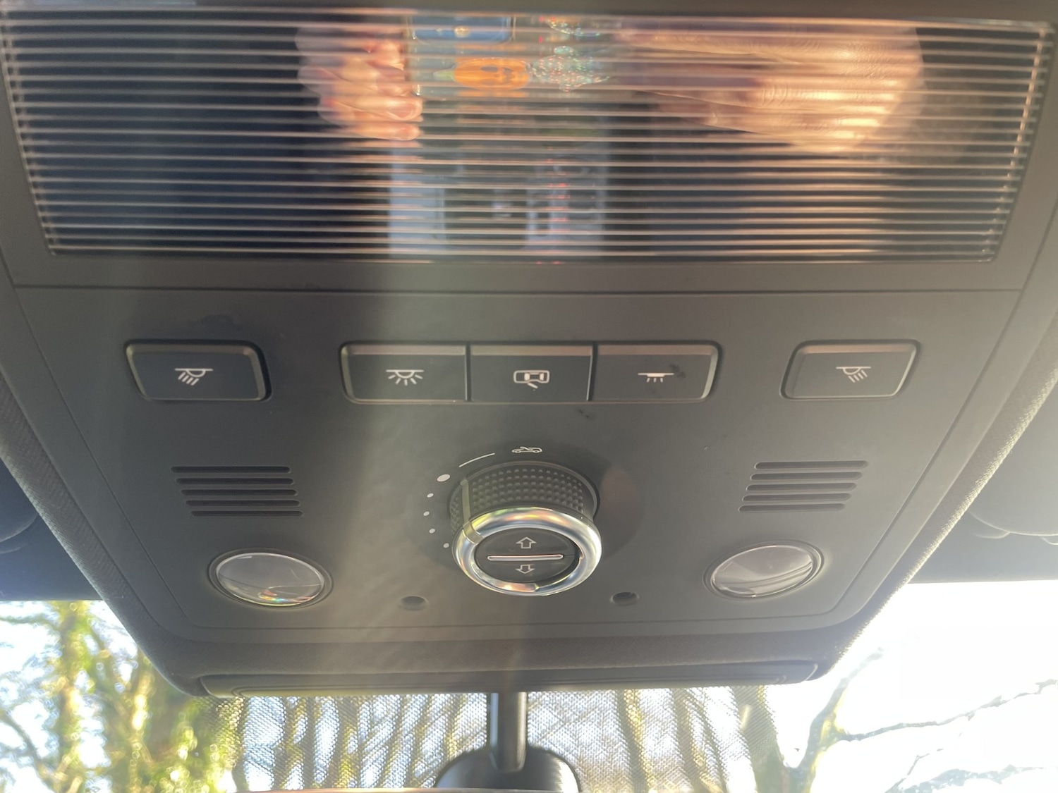 Used Volkswagen Touareg 2016 for sale - 76884799: Photo 39