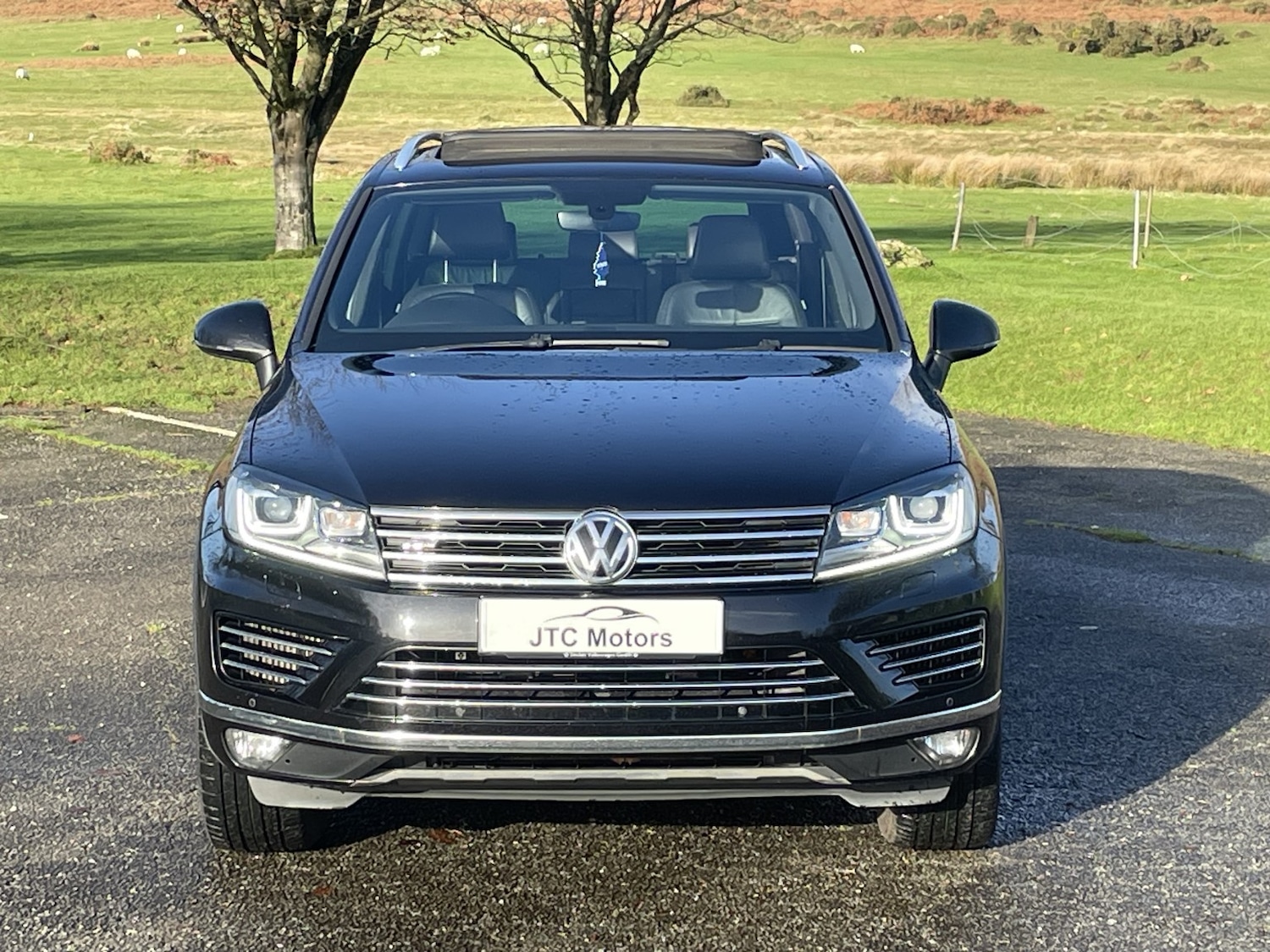 Used Volkswagen Touareg 2016 for sale - 76884799: Photo 7
