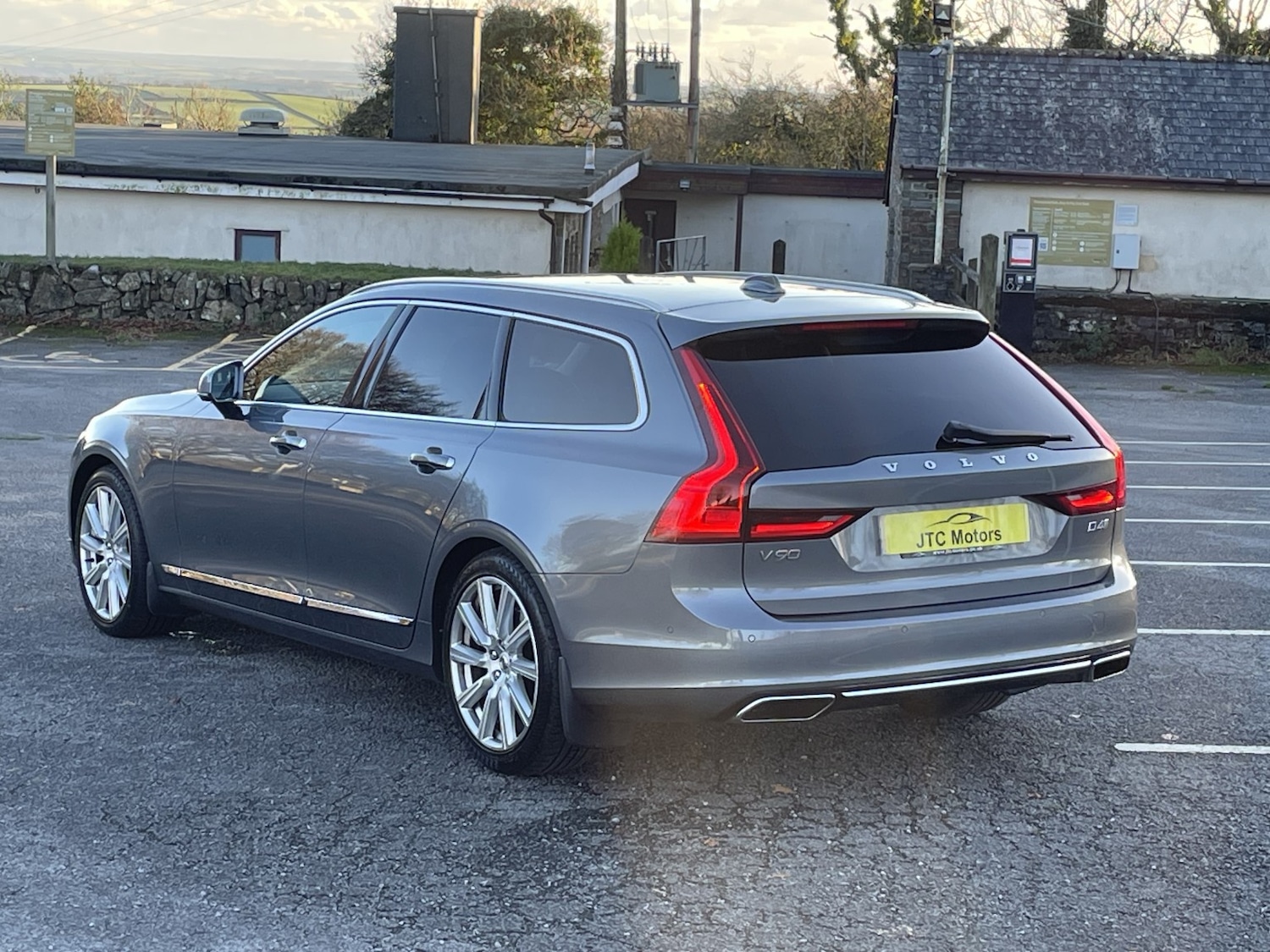 Used Volvo V90 2017 for sale - 76340338: Photo 14
