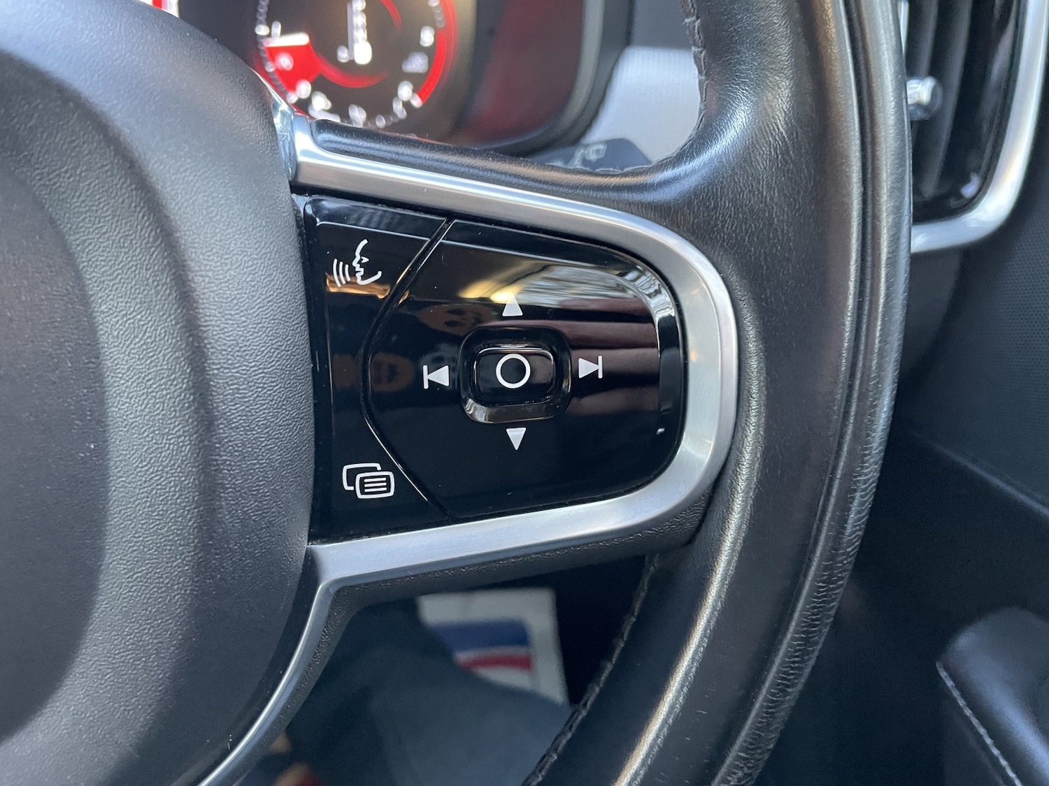 Used Volvo V90 2017 for sale - 76340338: Photo 32