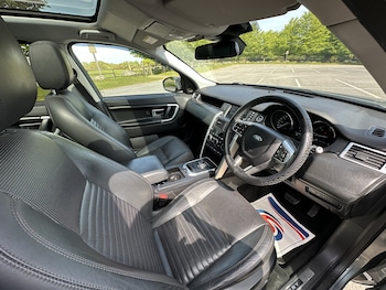 Used Land Rover Discovery Sport 2015 for sale - 78502553: Photo