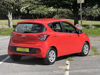 Used Hyundai i10 2019 for sale - 79631405: Photo