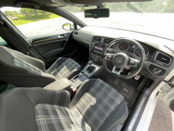 Used Volkswagen Golf 2015 for sale - 74406290: Photo