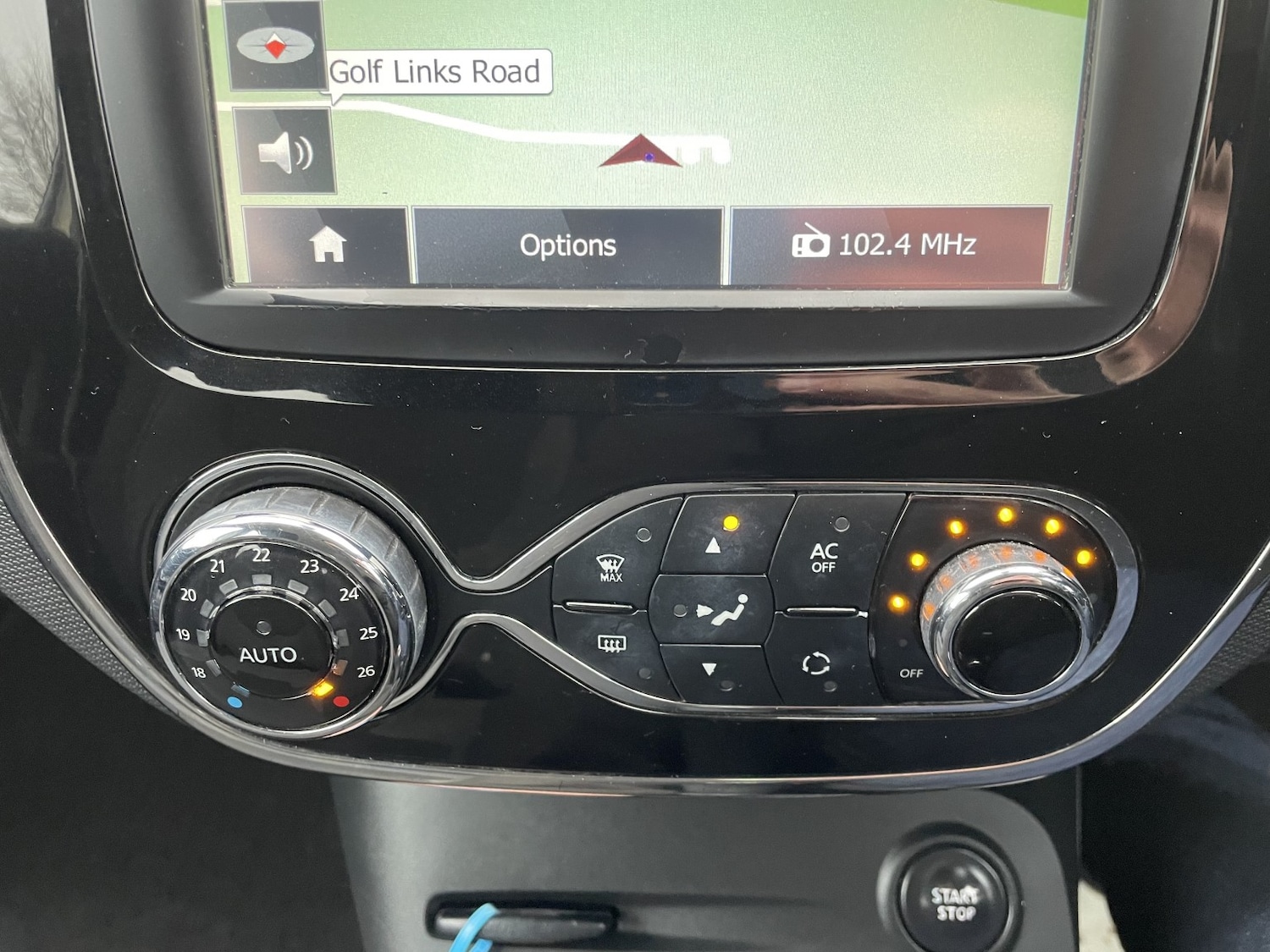 Used Renault Captur 2015 for sale - 78213574: Photo 29