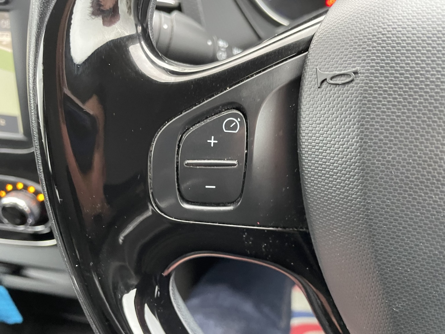 Used Renault Captur 2015 for sale - 78213574: Photo 33