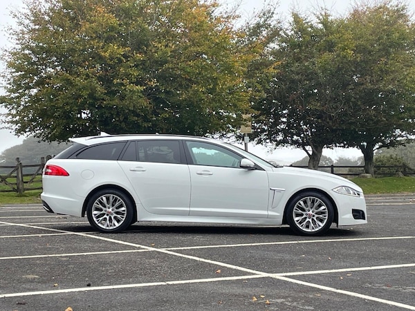 Used Jaguar XF 2014 for sale - 76198240: Photo 19