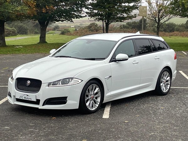 Used Jaguar XF 2014 for sale - 76198240: Photo 2