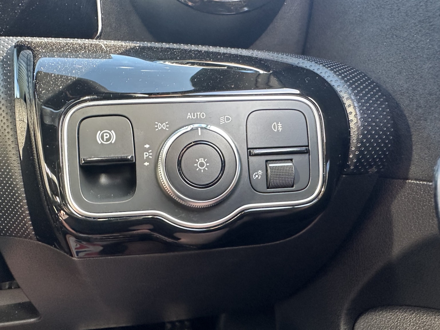 Used Mercedes-Benz A-Class 2019 for sale - 77595482: Photo 32