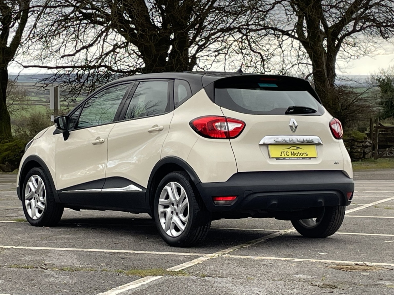 Used Renault Captur 2015 for sale - 77807109: Photo 13