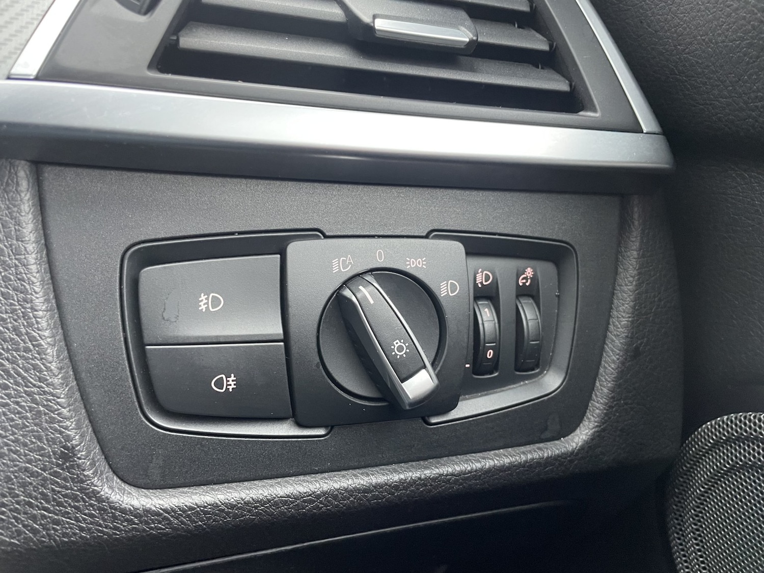 Used BMW 3 Series 2018 for sale - 77282714: Photo 34