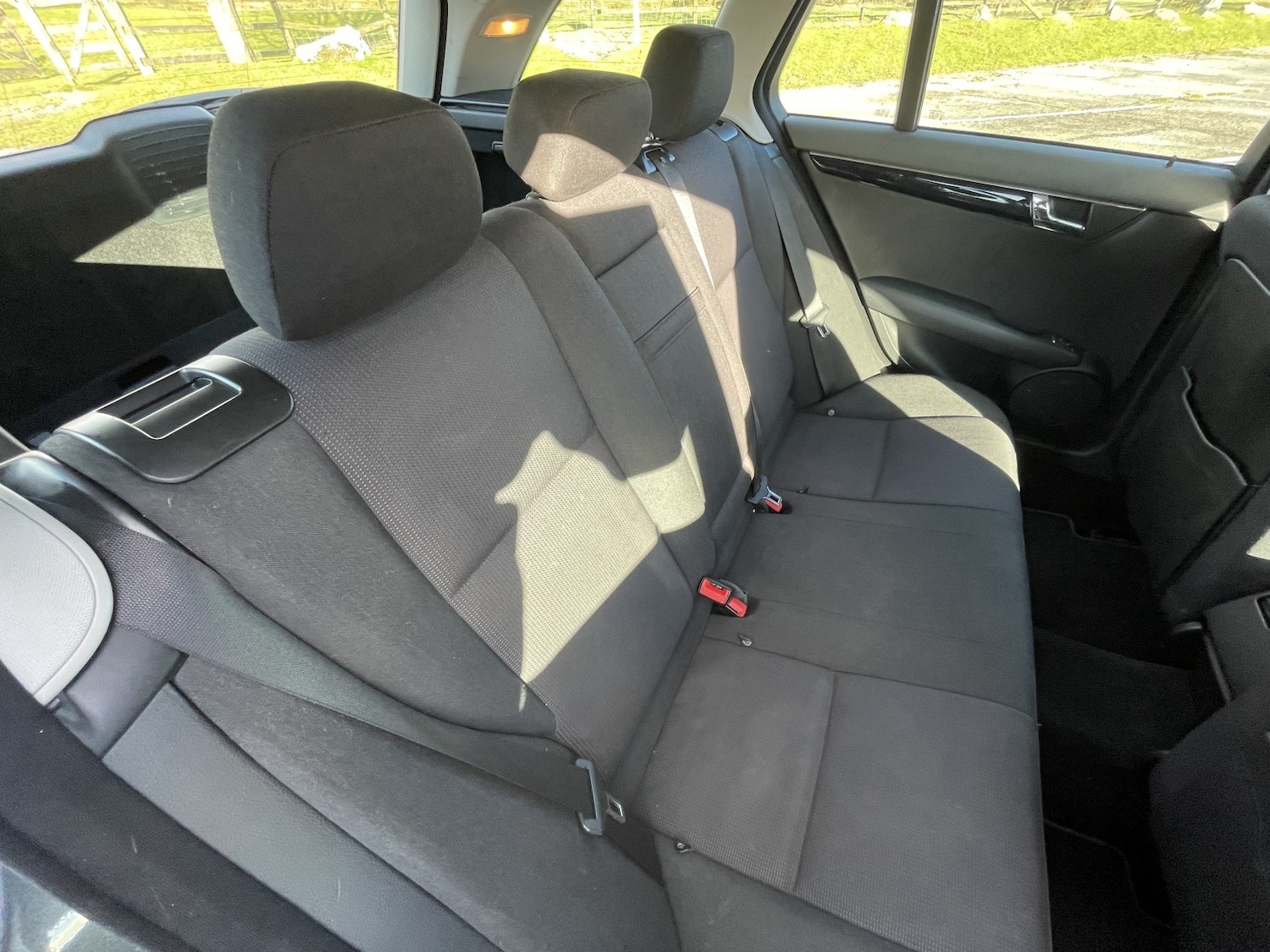 Used Mercedes-Benz C Class 2010 for sale - 77385172: Photo 24