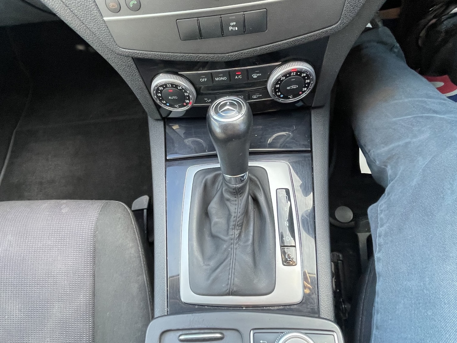 Used Mercedes-Benz C Class 2010 for sale - 77385172: Photo 31