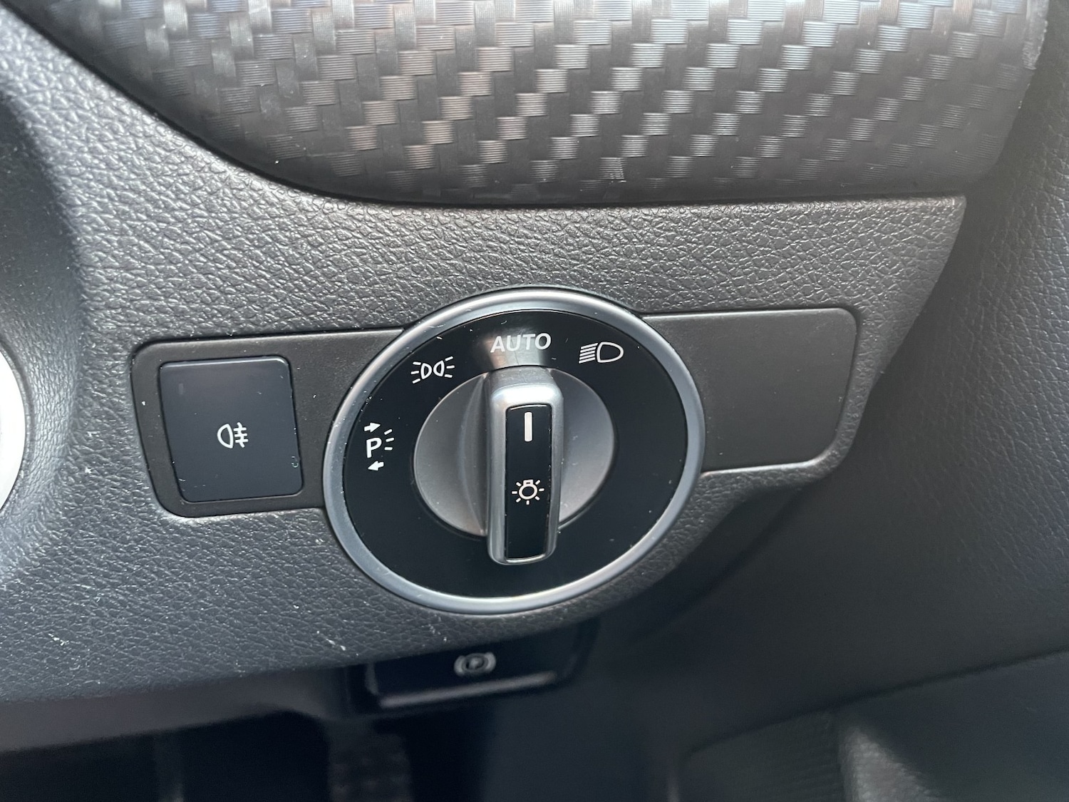 Used Mercedes-Benz A-Class 2015 for sale - 76935331: Photo 30