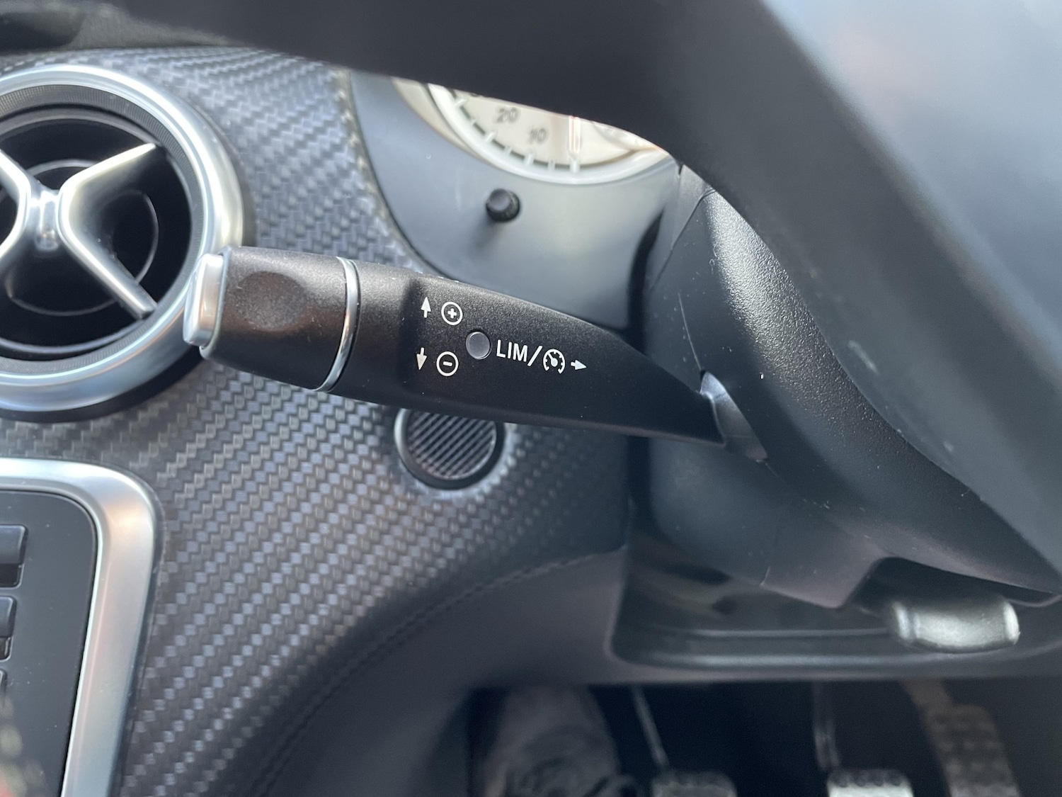 Used Mercedes-Benz A-Class 2015 for sale - 76935331: Photo 33