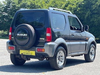 Used Suzuki Jimny 2011 for sale - 75289131: Photo