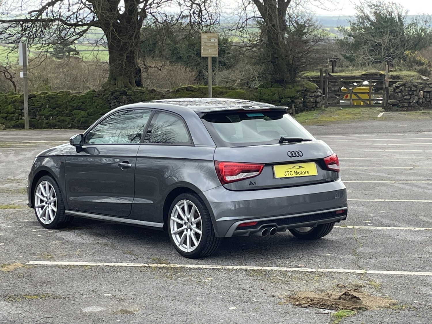 Used Audi A1 2016 for sale - 77687613: Photo 13