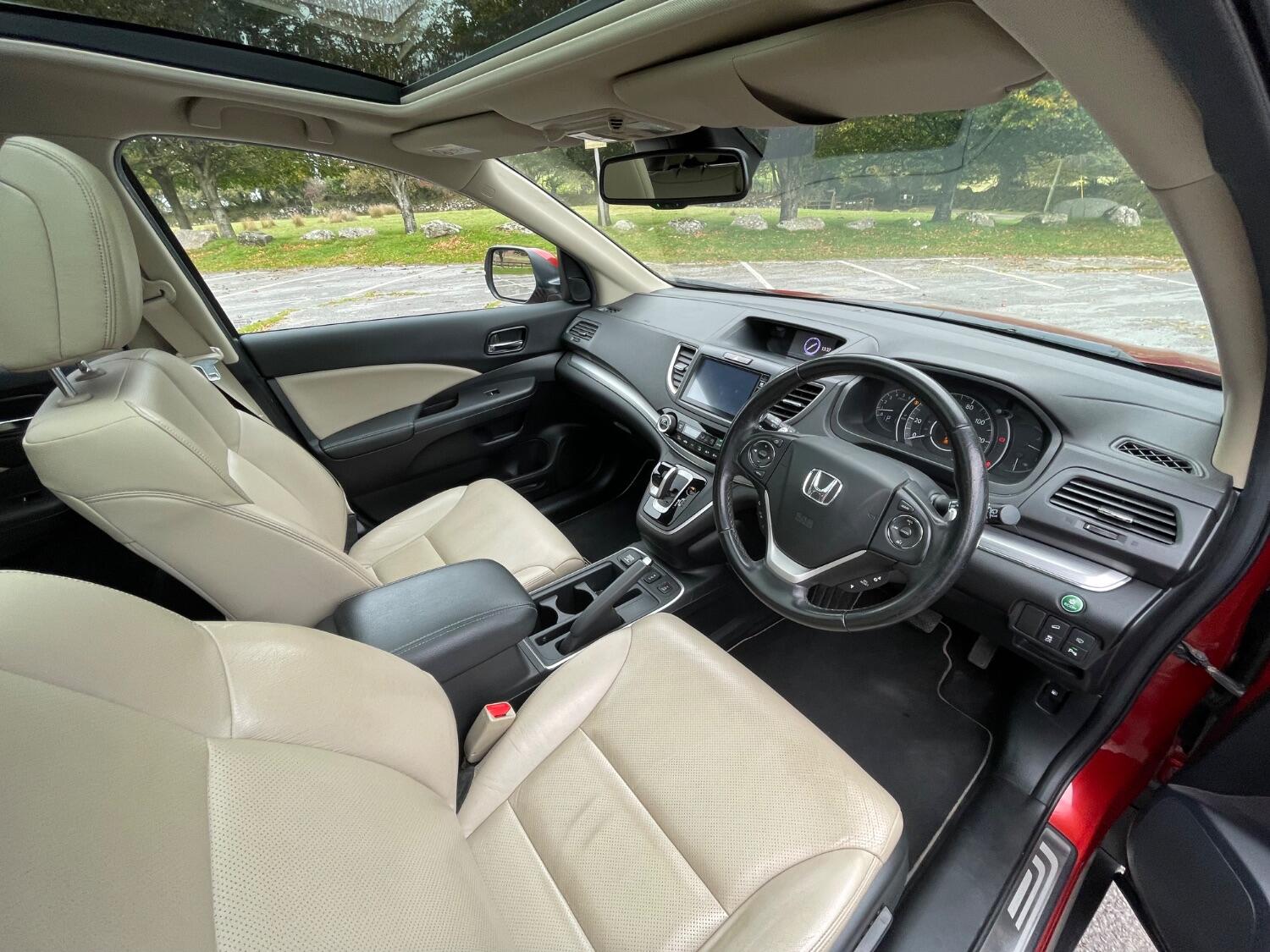 Used Honda CR-V 2017 for sale - 76268606: Photo 4