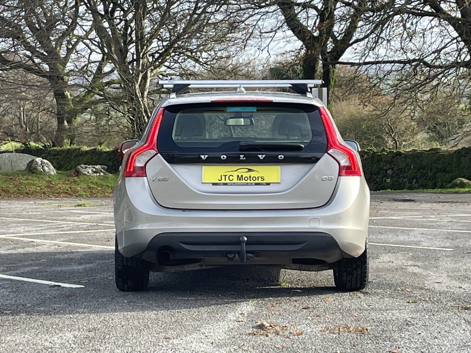 Used Volvo V60 2011 for sale - 76387278: Photo 16