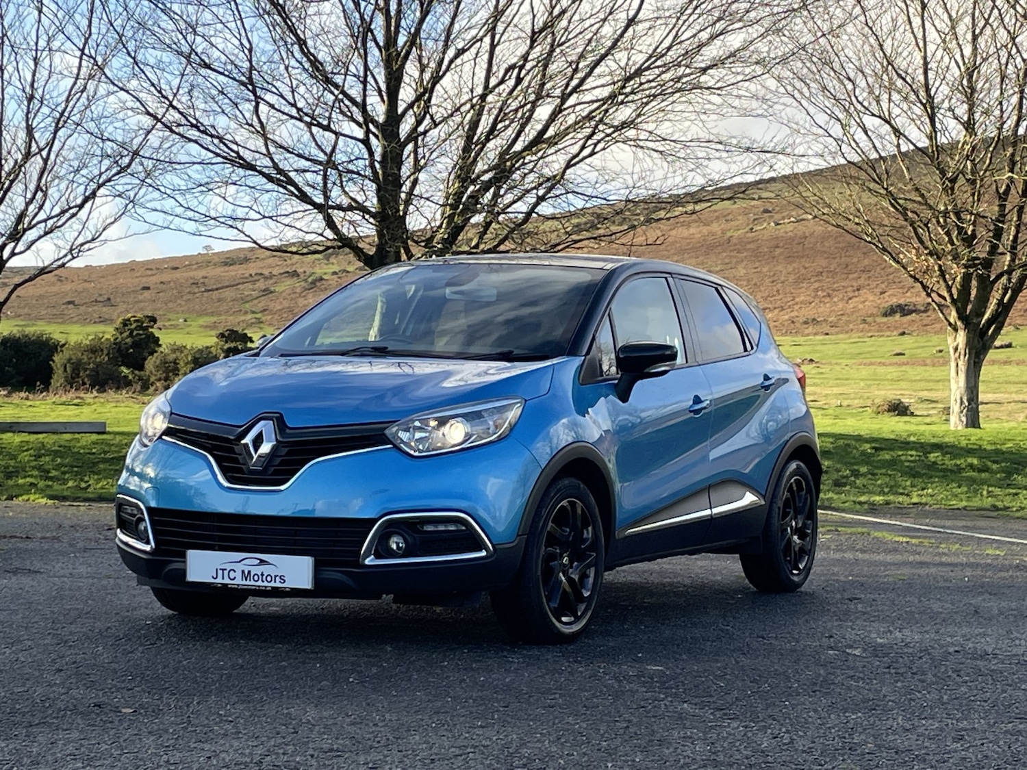 Used Renault Captur 2015 for sale - 77008137: Photo 2