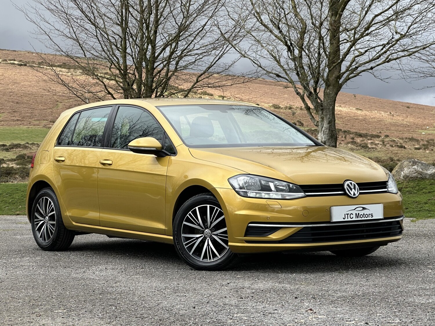 Used Volkswagen Golf 2018 for sale - 77675715: Photo 1