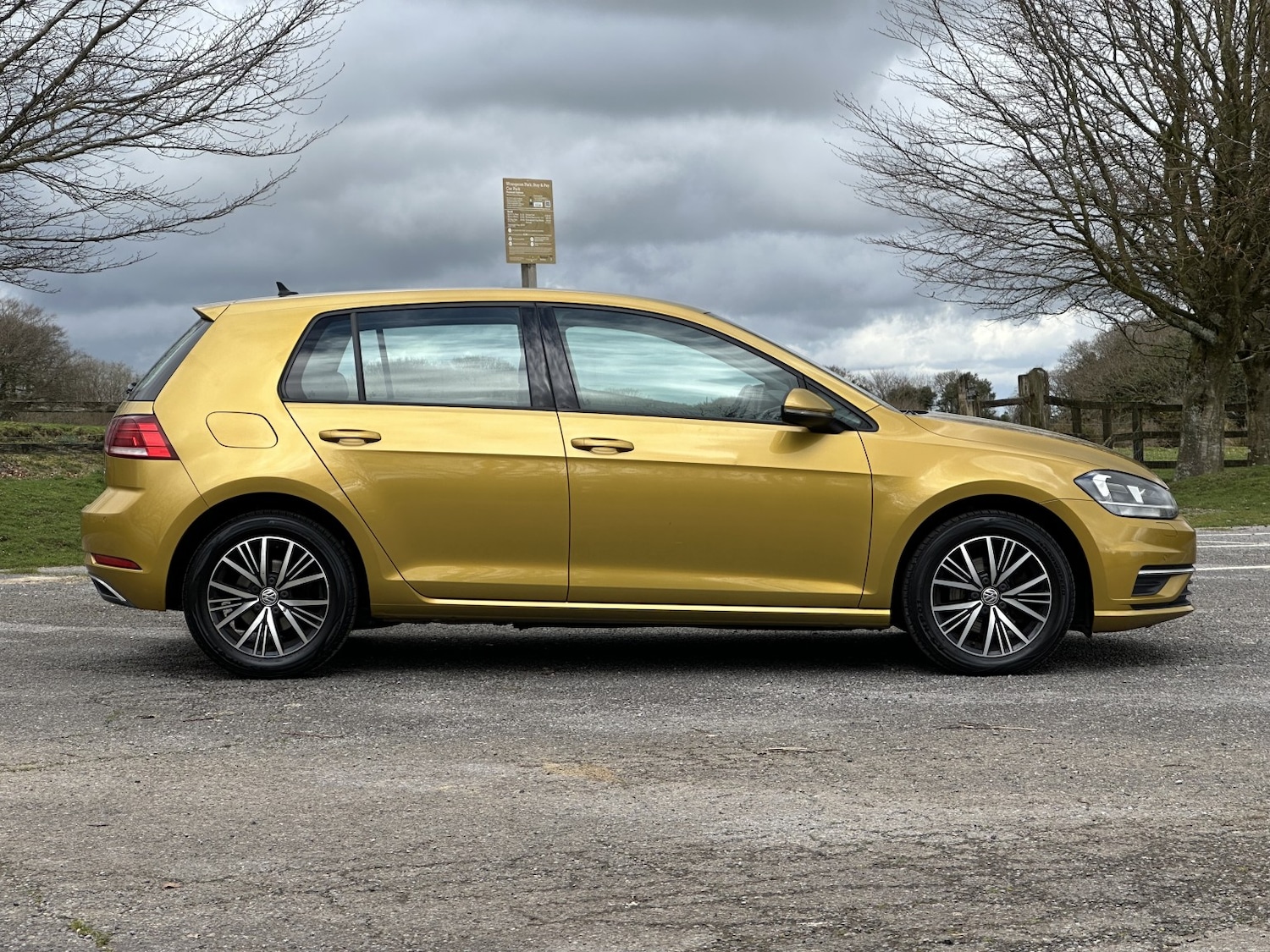 Used Volkswagen Golf 2018 for sale - 77675715: Photo 19