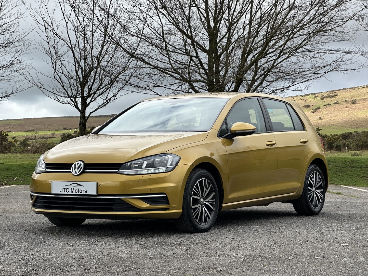 Used Volkswagen Golf 2018 for sale - 77675715: Photo 2