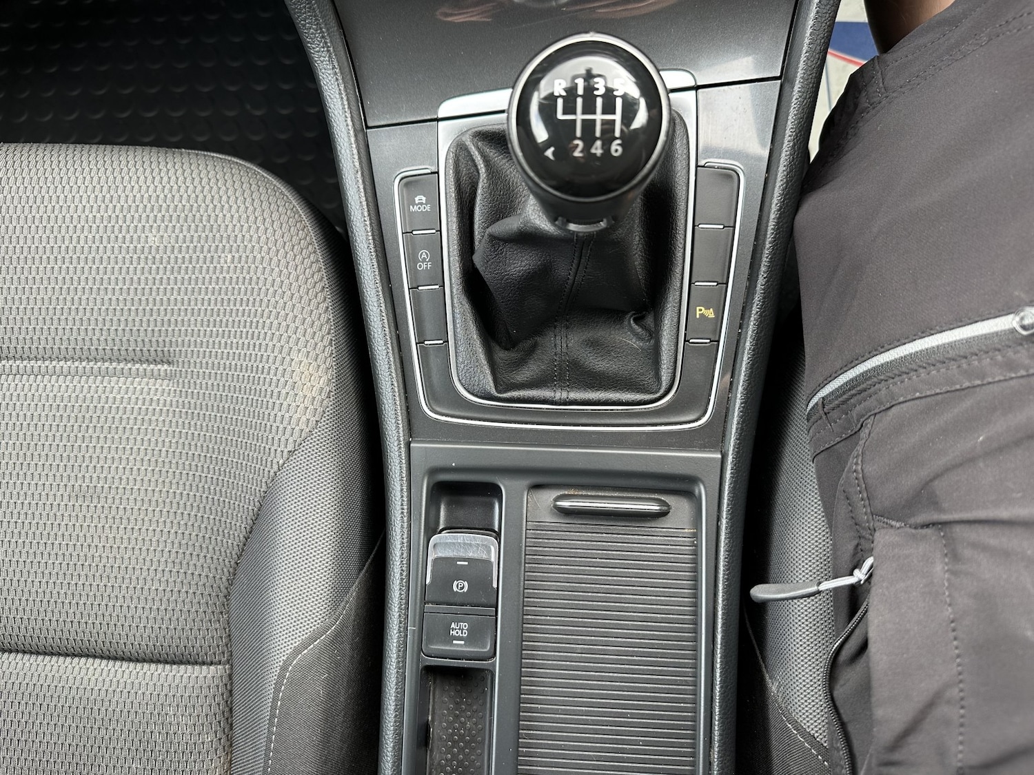 Used Volkswagen Golf 2018 for sale - 77675715: Photo 30