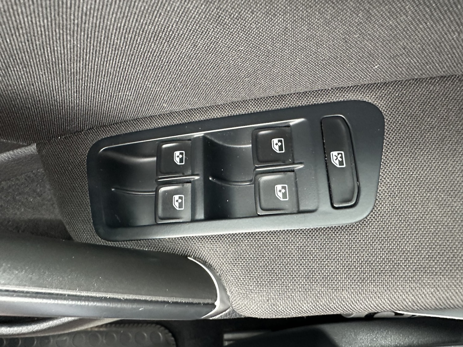 Used Volkswagen Golf 2018 for sale - 77675715: Photo 38