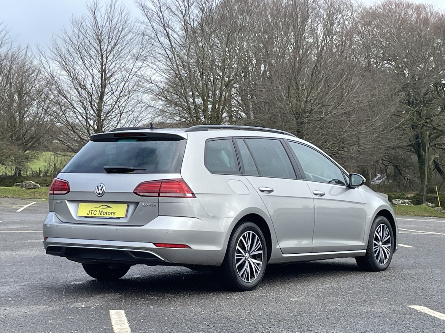 Used Volkswagen Golf 2017 for sale - 77465153: Photo 3