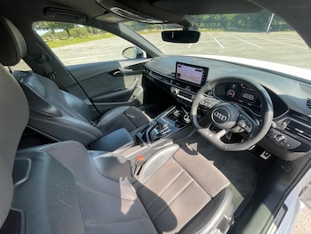 Used Audi A4 Avant 2019 for sale - 75561590: Photo