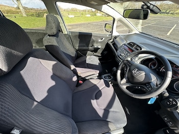 Used Honda Jazz 2014 for sale - 77851248: Photo