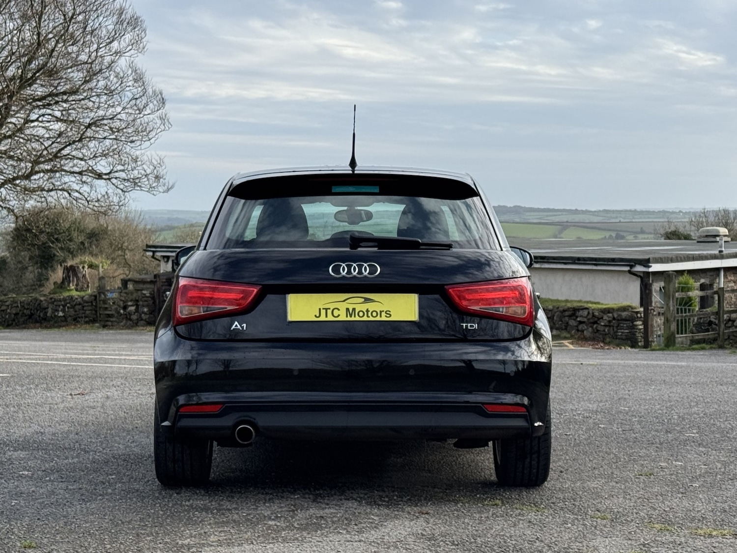 Used Audi A1 2016 for sale - 76863848: Photo 16