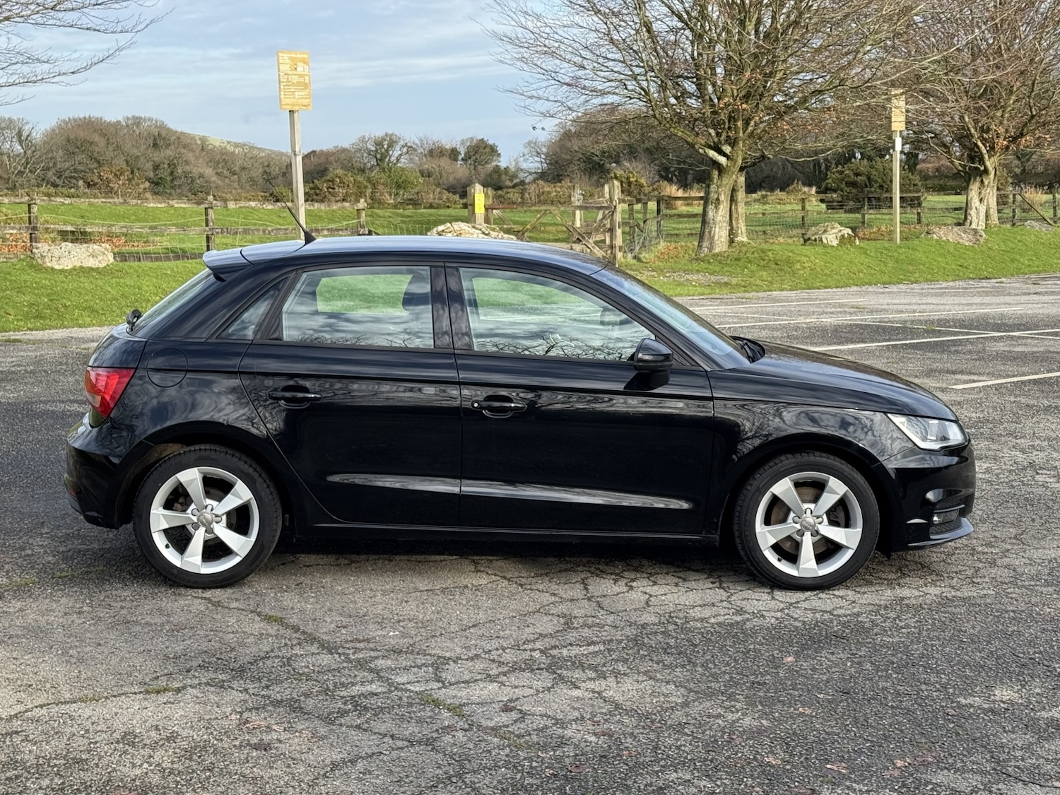 Used Audi A1 2016 for sale - 76863848: Photo 19
