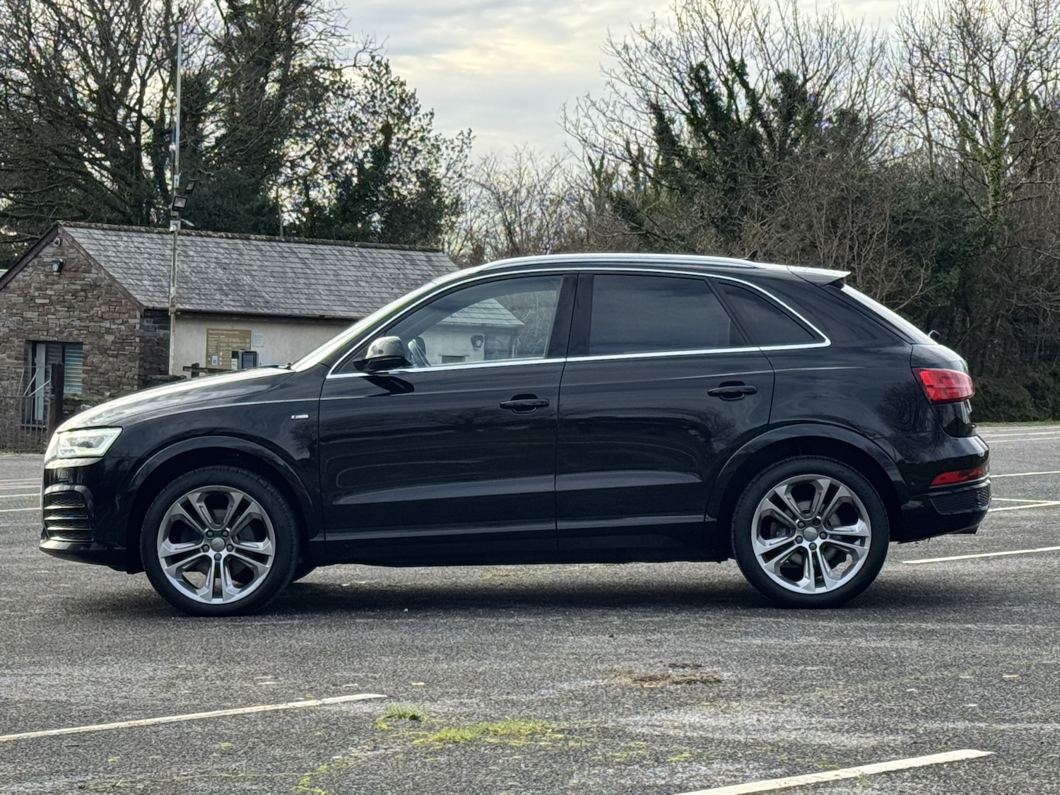 Used Audi Q3 2016 for sale - 76817543: Photo 12