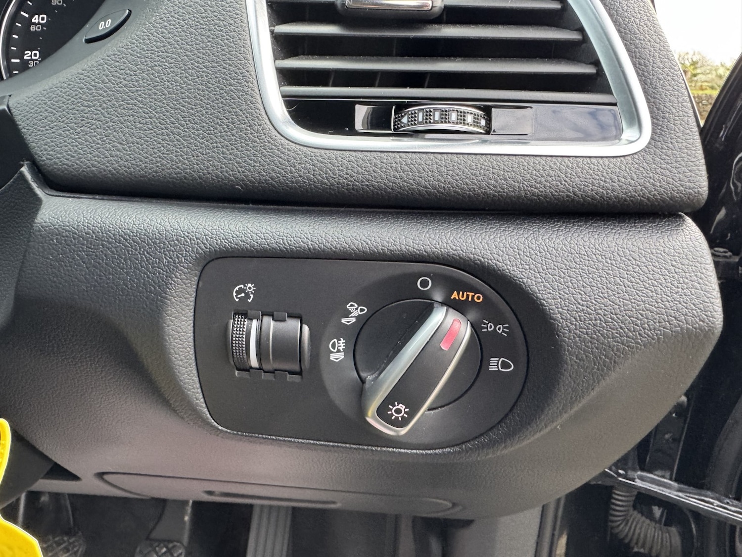 Used Audi Q3 2016 for sale - 76817543: Photo 27