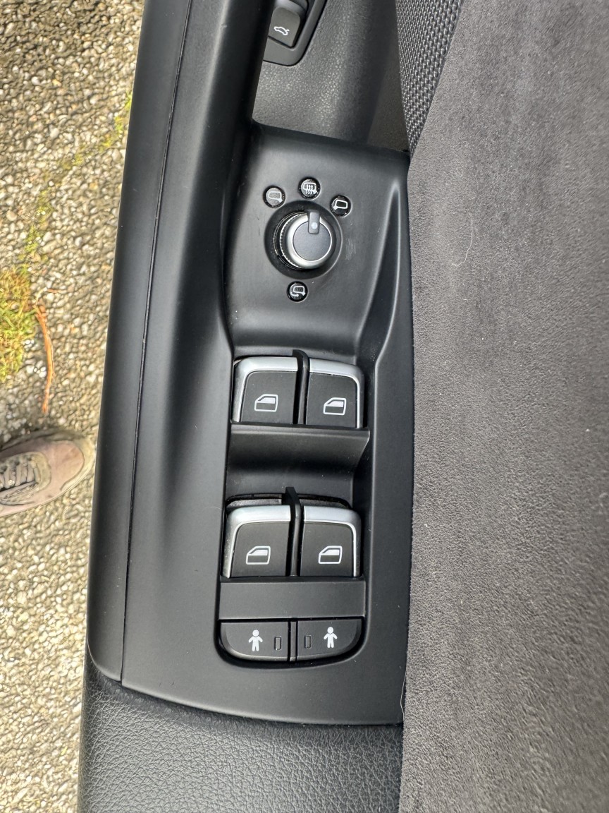 Used Audi Q3 2016 for sale - 76817543: Photo 28