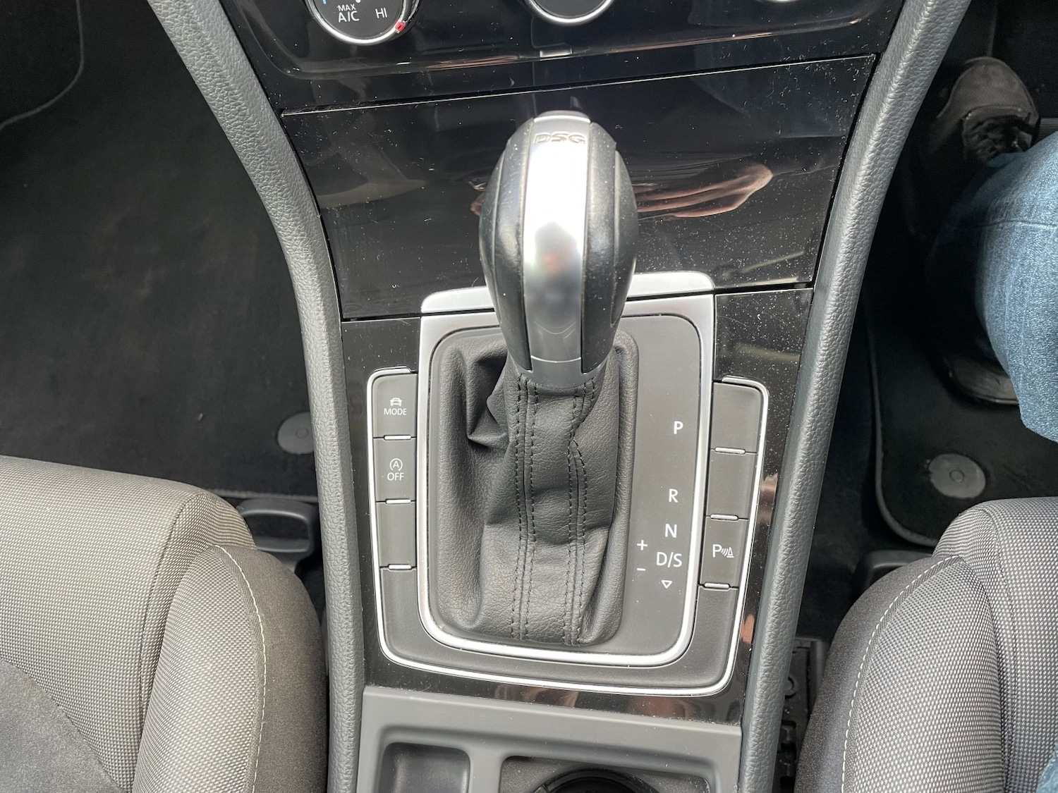 Used Volkswagen Golf 2016 for sale - 76643386: Photo 34