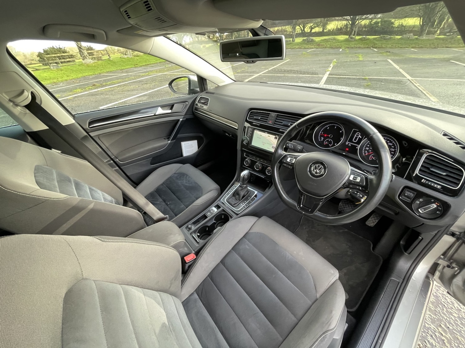 Used Volkswagen Golf 2016 for sale - 76643386: Photo 4