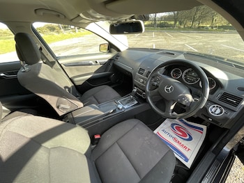 Used Mercedes-Benz C Class 2010 for sale - 77632487: Photo