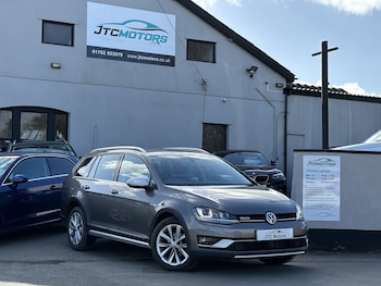 Used Volkswagen Golf 2016 for sale - 78045642: Photo