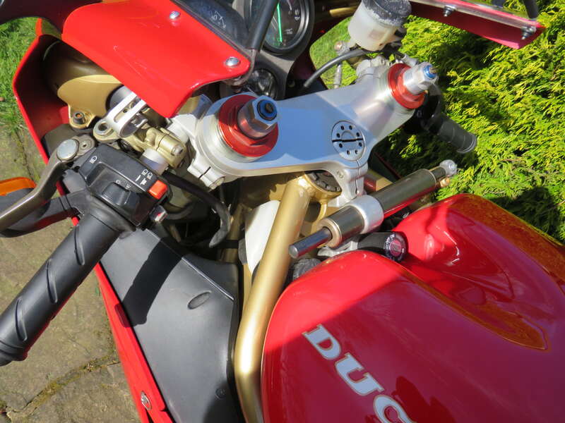 Ducati 916 BIPOSTO