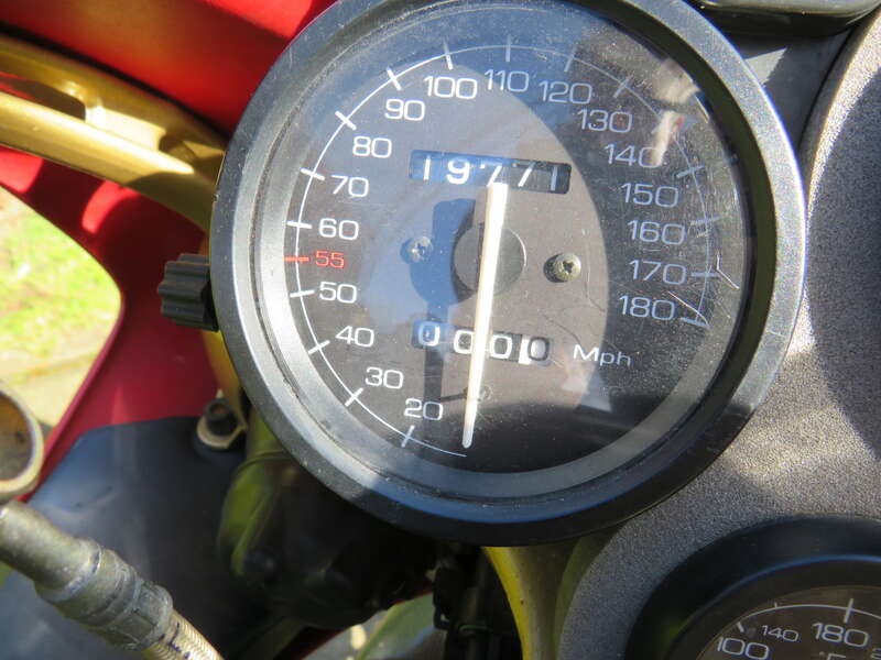 Ducati 916 BIPOSTO
