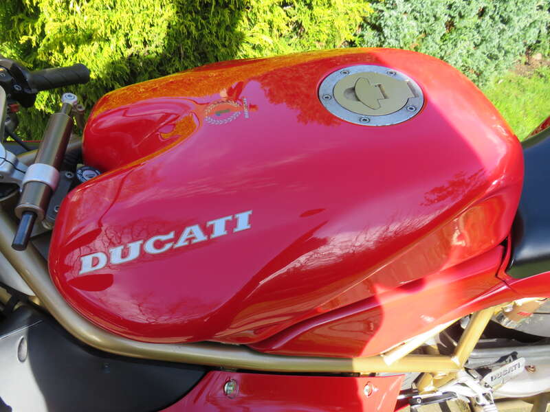 Ducati 916 BIPOSTO