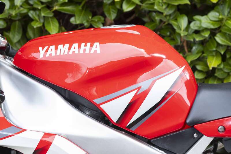 Yamaha R1